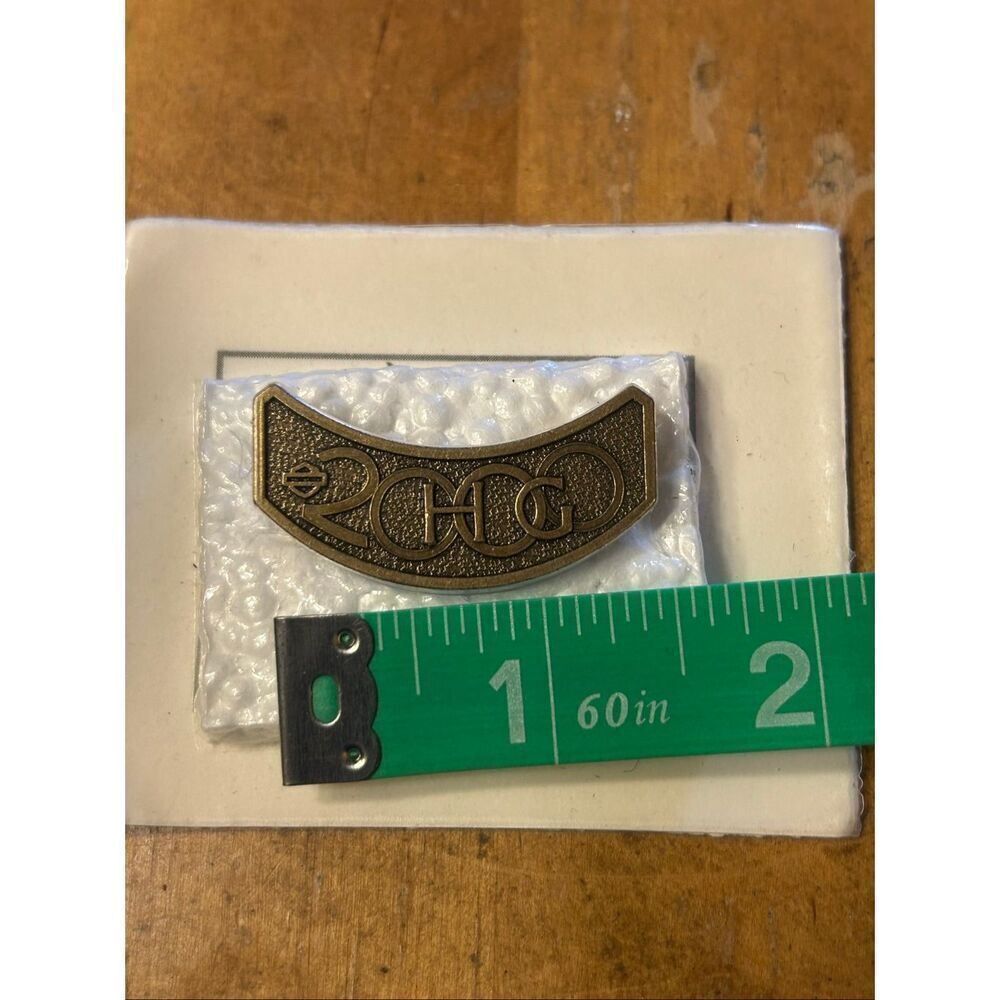 2000 Harley Davidson Owners Group Pin HOG Biker Club Motorcycle (5273) - Picture 2 of 3
